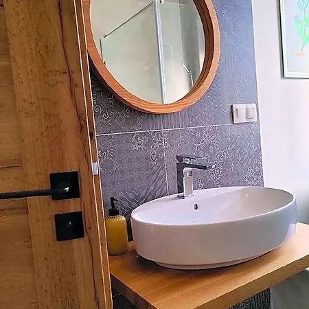 Pe-ki Apartment *